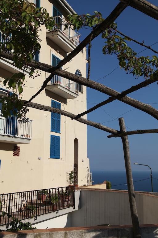 Le Terrazze Di Cristina Bed & Breakfast Vietri sul Mare Exterior photo