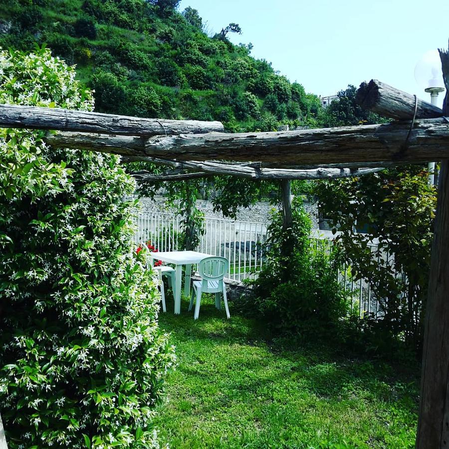 Le Terrazze Di Cristina Bed & Breakfast Vietri sul Mare Exterior photo